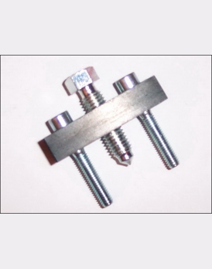 Flywheel puller